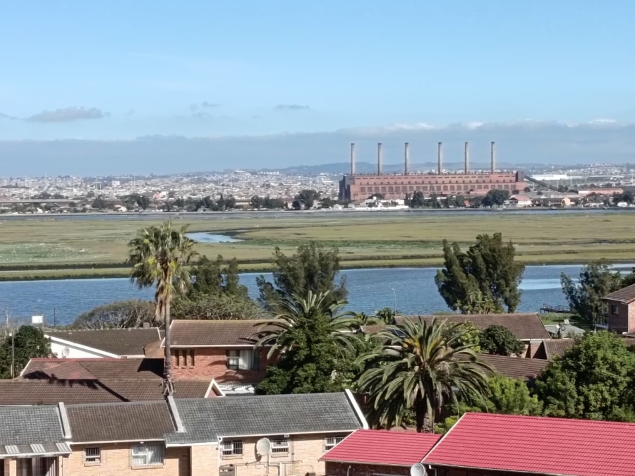 4 Bedroom Property for Sale in Amsterdamhoek Eastern Cape